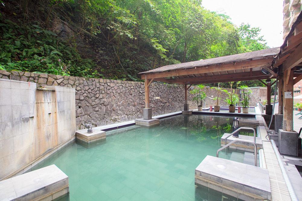 โกยา ฮอต สปริง โฮเต็ลแอนด์สปา Hotel Wenquan ภายนอก รูปภาพ