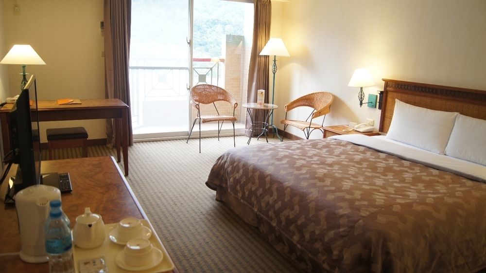โกยา ฮอต สปริง โฮเต็ลแอนด์สปา Hotel Wenquan ภายนอก รูปภาพ