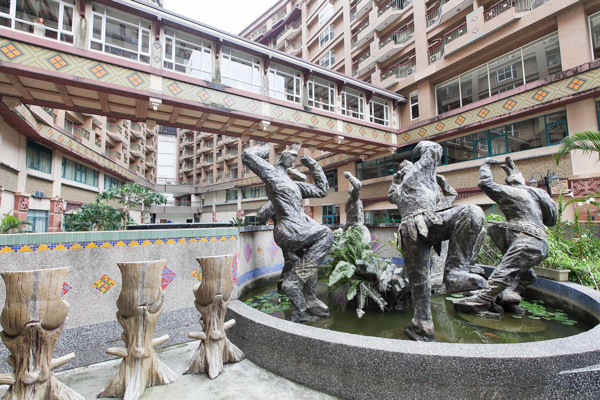 โกยา ฮอต สปริง โฮเต็ลแอนด์สปา Hotel Wenquan ภายนอก รูปภาพ
